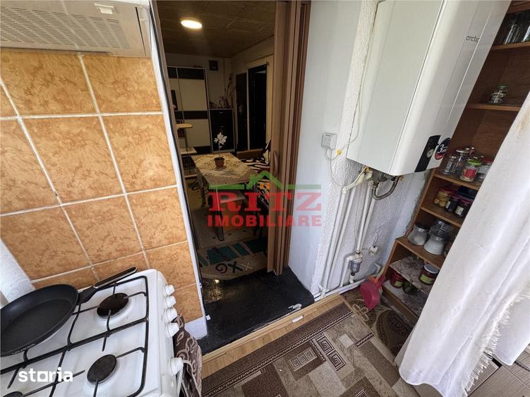 Apartament cu 2 camere decomandat în Central