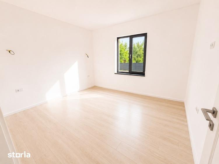 Casă cu 3 camere cu Teren 420 Mp în Tomești