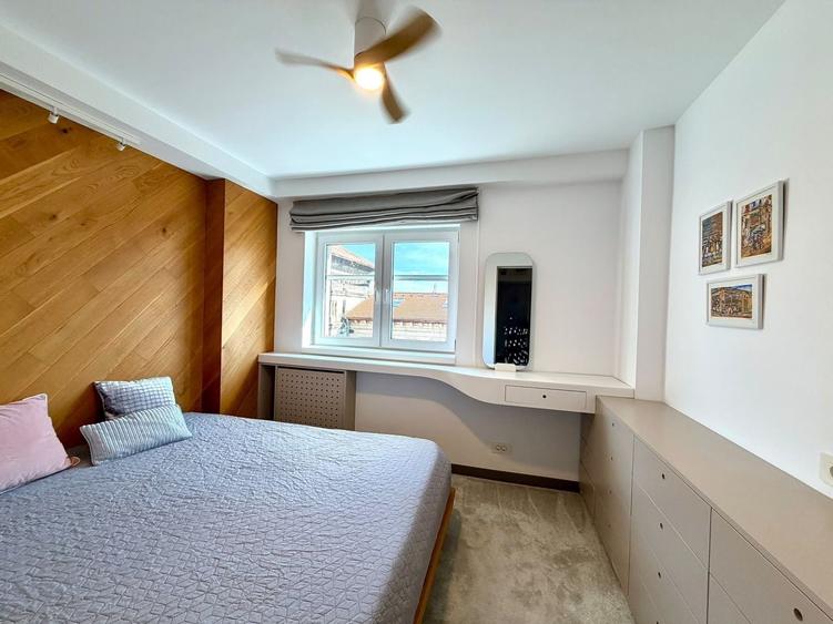 Apartament cu 2 camere, mobilat în Universitate