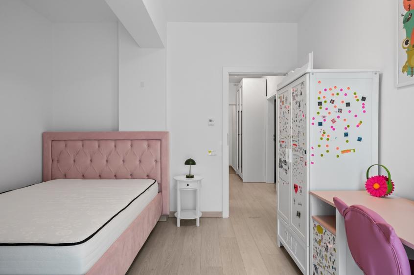 Apartament cu 3 camere decomandat, mobilat în Ștefan cel Mare