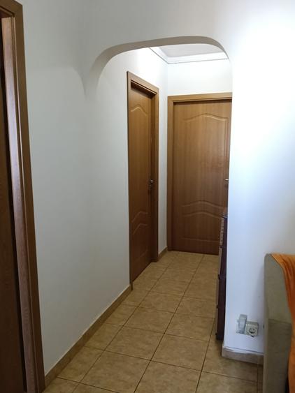 Apartament cu 3 camere decomandat în 1 Decembrie 1918