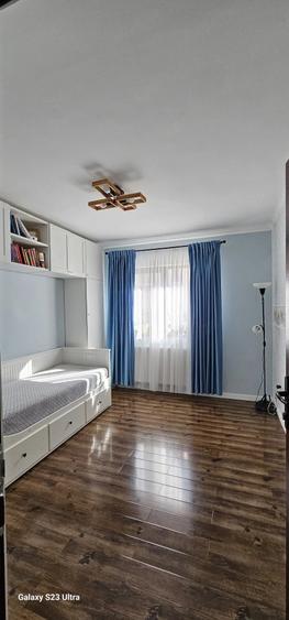 Apartament cu 2 camere decomandat în Pârneava