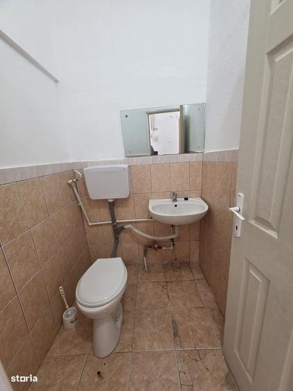 Spațiu comercial, de 130 mp, în Radu Negru