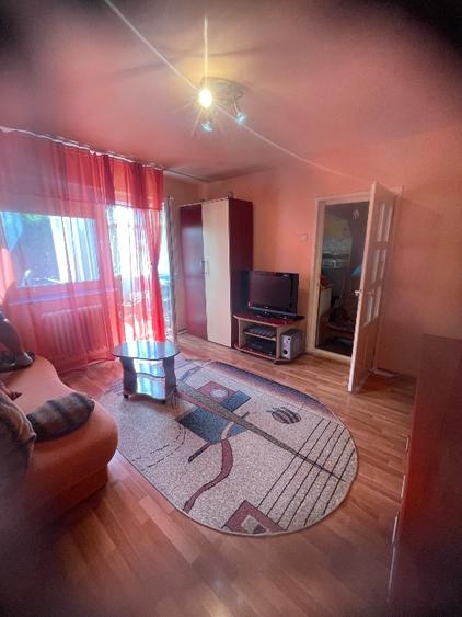 Apartament cu 2 camere nedecomandat în Central