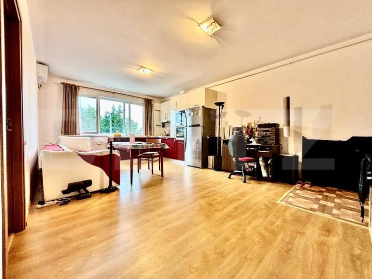 Apartament cu 2 camere semidecomandat, mobilat în Florești — fotografia 3