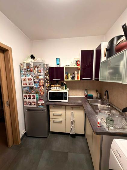 Apartament cu 2 camere semidecomandat în 1 Mai