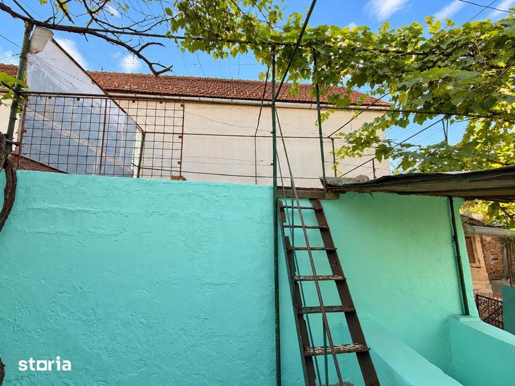 CASA CU DOUA CORPURI DE CLADIRE ?I TEREN DE 330 MP | ZONA LUPENI, - 3