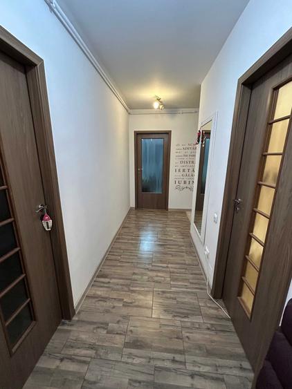 Apartament cu 2 camere decomandat în Florești