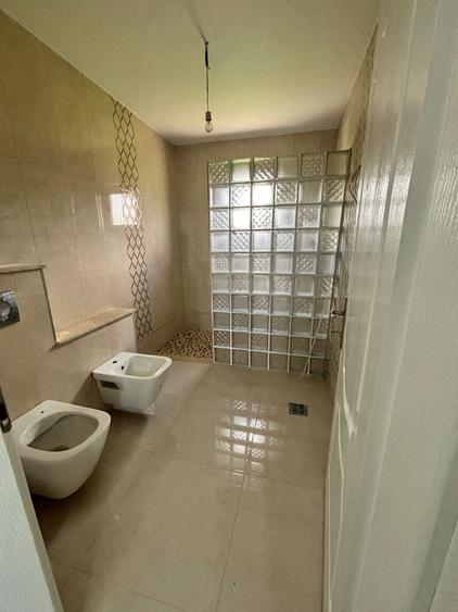 Casă cu 4 camere în Dărmănești