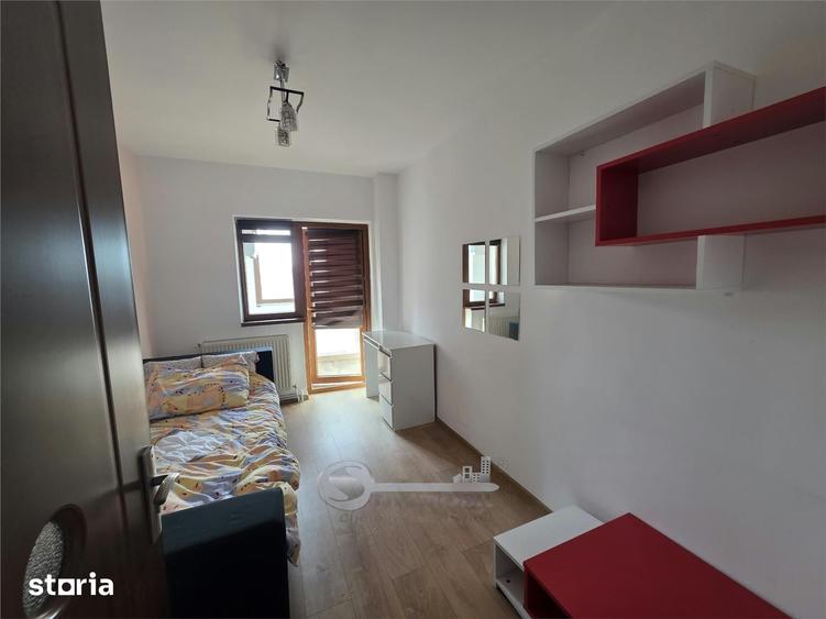 Apartament cu 3 camere decomandat, mobilat în Bd. Independenței