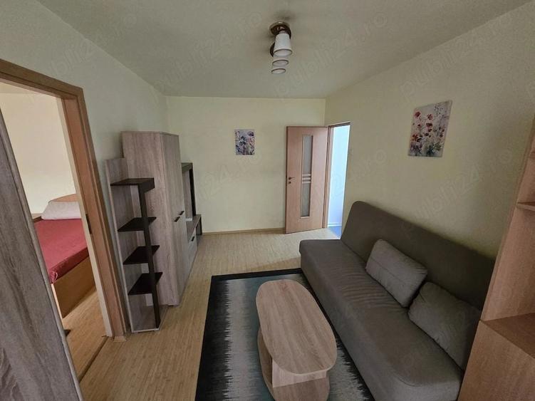 Apartament cu 2 camere semidecomandat, mobilat în Girocului
