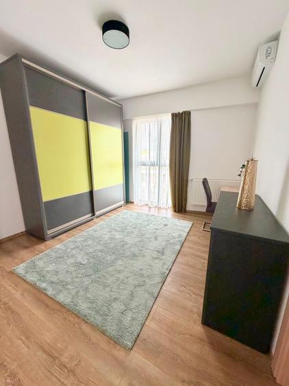 Apartament cu 4 camere în Unirii