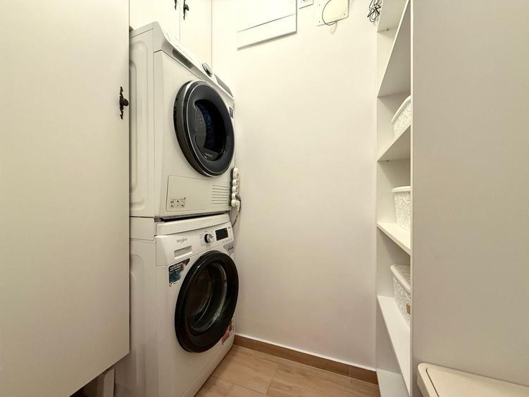 Apartament cu 3 camere, mobilat în Tractorul