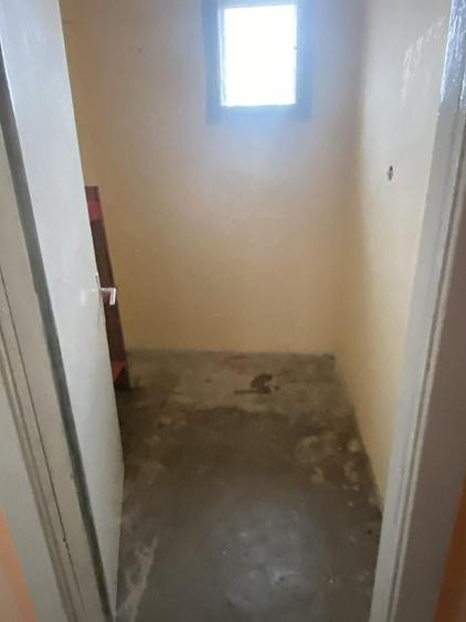 Casă cu 2 camere cu Teren 500 Mp în Mocrea