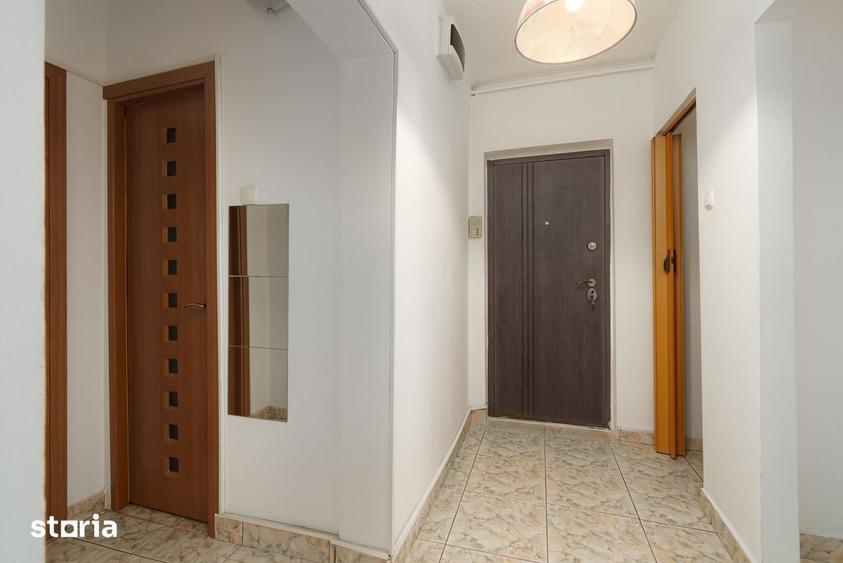 Apartament cu 3 camere decomandat în Rahova