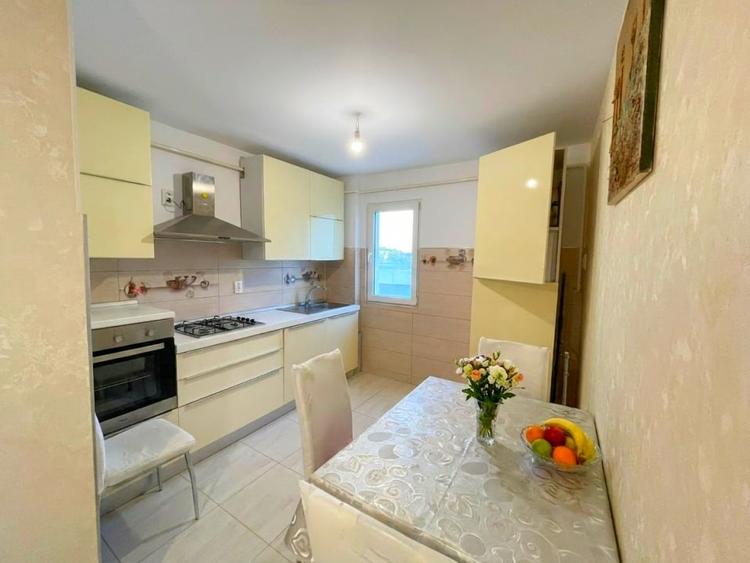 Apartament cu 2 camere semidecomandat în Tătărași