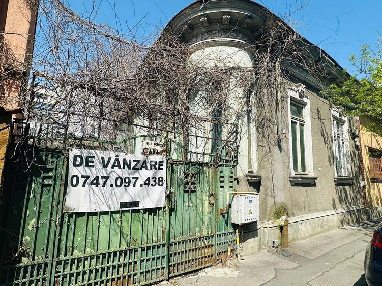 Casă individuală cu 6 camere cu Canalizare în Armeneasca
