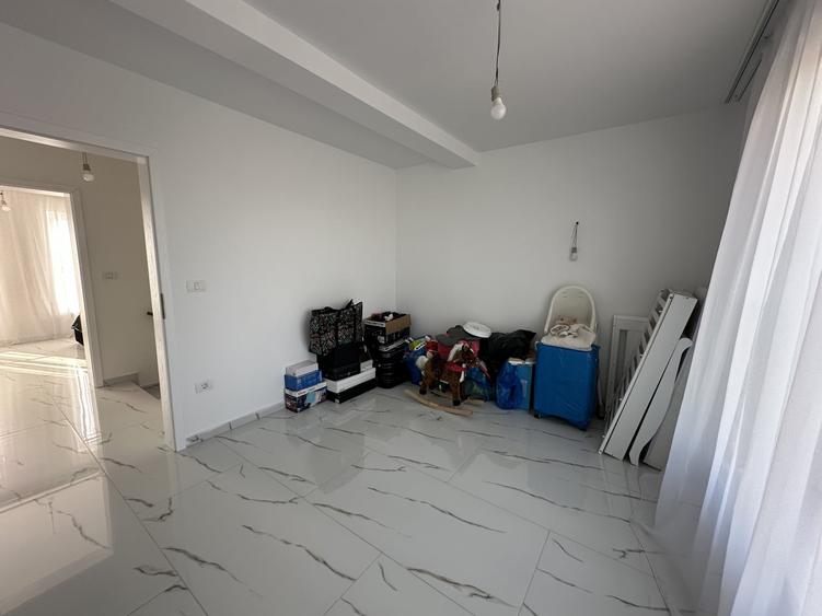Duplex cu 3 camere cu Teren 305 Mp în Moșnița Veche