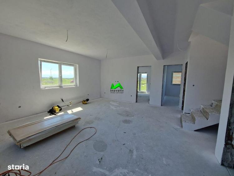 Casă cu 4 camere cu Teren 260 Mp în Șura Mică