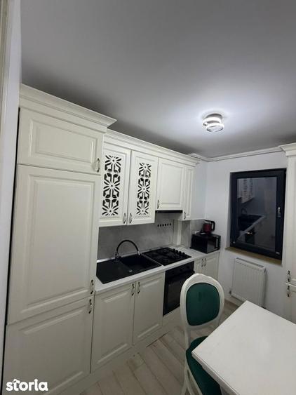 Apartament cu 2 camere decomandat, mobilat în Tomis Plus