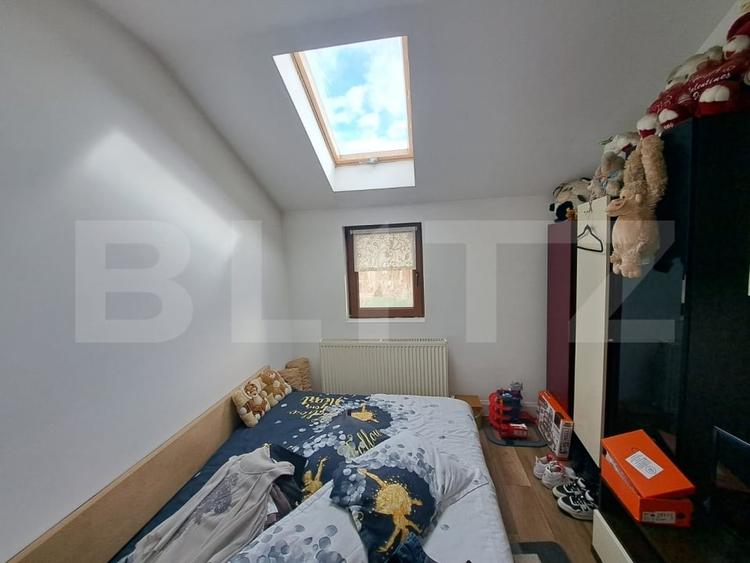 Duplex cu 4 camere cu Canalizare în Sânpetru