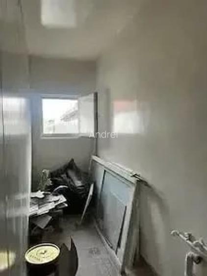 Proprietate cu apartament ?i brutarie teren 460 mp, Reghin