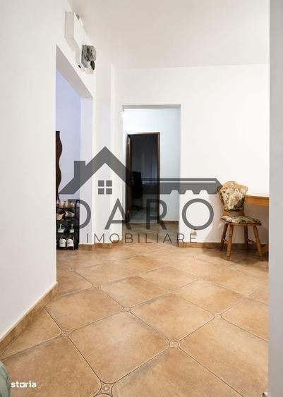 Apartament cu 3 camere decomandat în Tudor