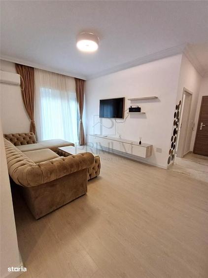 Apartament cu 3 camere decomandat în Chișoda