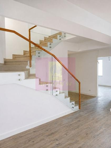 Apartament cu 4 camere decomandat în Armeneasca — fotografia 3