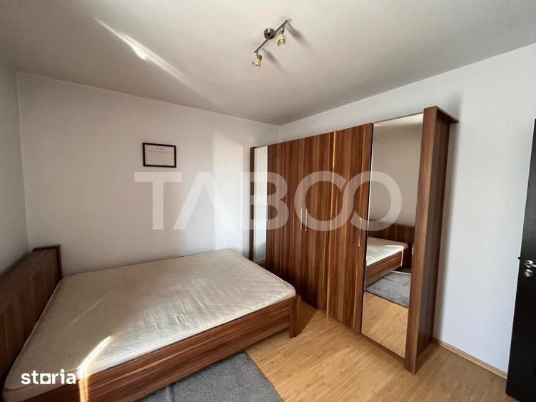 Apartament cu 3 camere semidecomandat în Lazaret