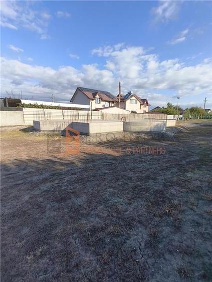 Teren Construcții intravilan de 1486 mp, în Spătaru