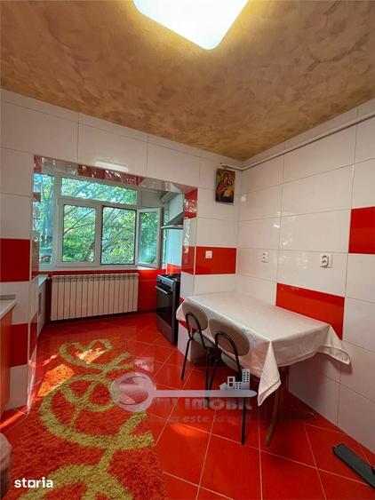Apartament cu 3 camere decomandat în Cug