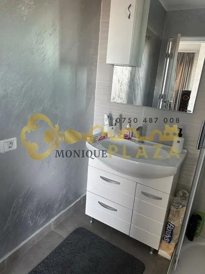 Duplex cu 4 camere cu Canalizare în Exterior Vest