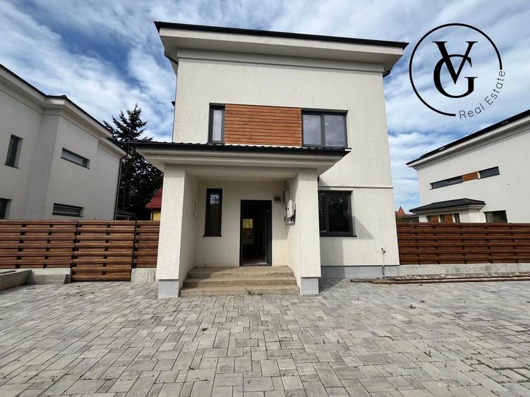 Casă individuală cu 5 camere cu Canalizare în Corbeanca