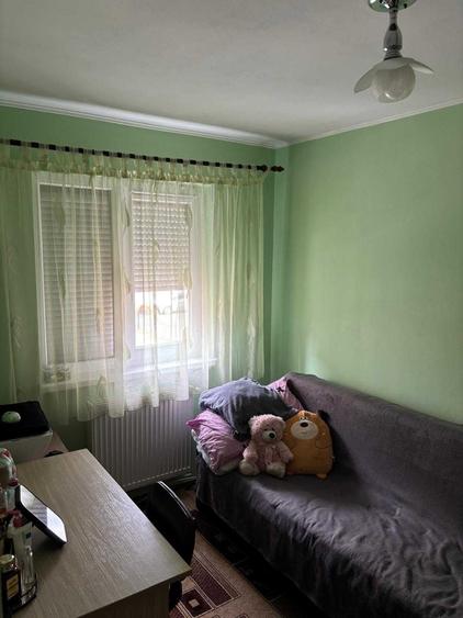 Apartament cu 3 camere decomandat în Biia