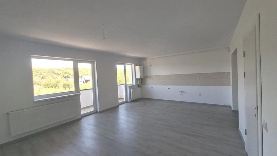 Apartament cu 2 camere decomandat în Ștefănești