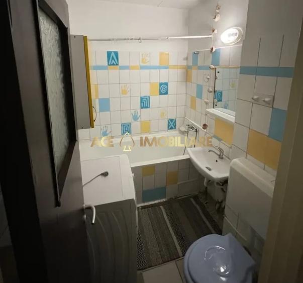 Garsonieră semidecomandată, mobilată în Basarabia