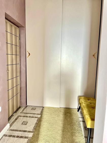Apartament cu 2 camere semidecomandat, mobilat în Dumbrăvița