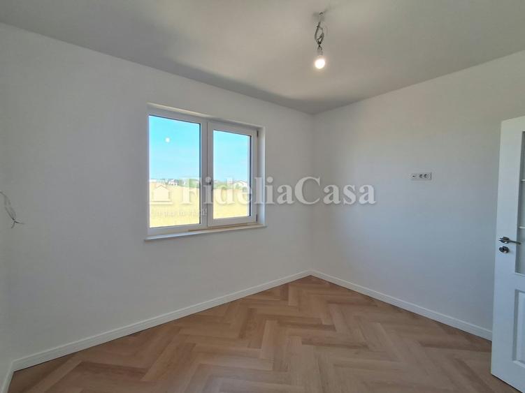 Casă cu 4 camere cu Teren 528 Mp în Breazu