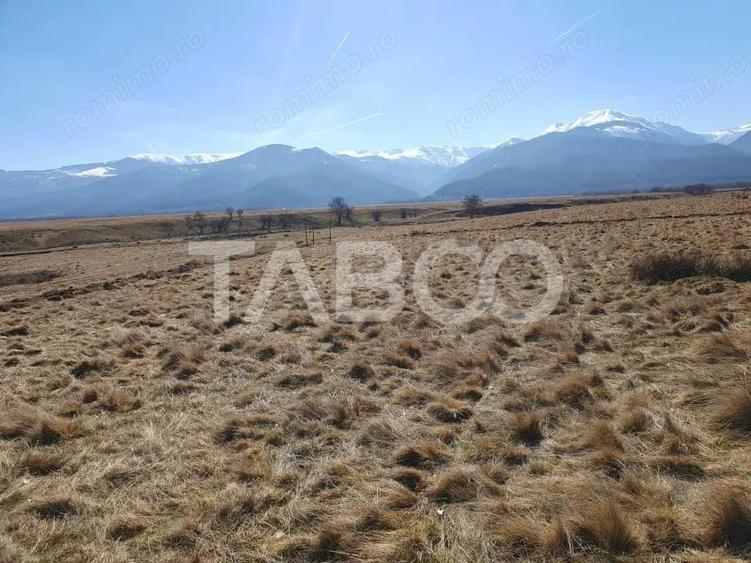 Teren de 6868 mp, în Gura Văii