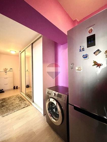 Apartament cu 2 camere decomandat, mobilat în Central