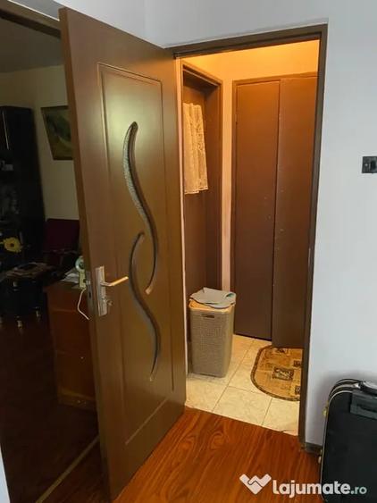 Apartament cu 2 camere semidecomandat în Țiglina 1
