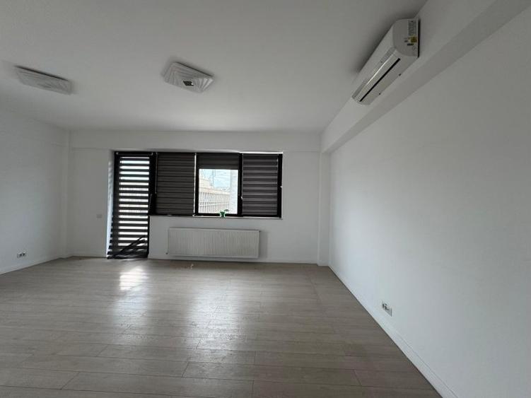 Apartament cu 4 camere în Dorobanți
