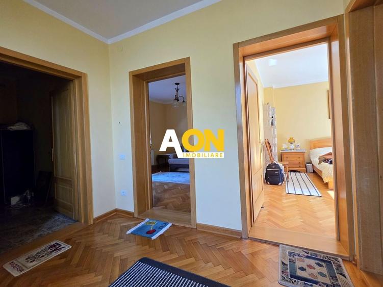 Duplex cu 4 camere cu Canalizare în Cetate
