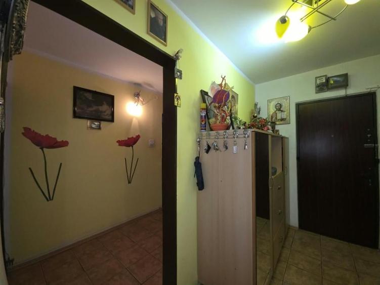 Apartament cu 4 camere în Drumul Taberei