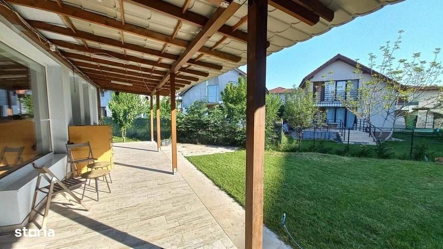 Casă cu 4 camere în Aviației