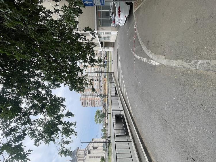Spațiu comercial, de 55 mp, în Centru Civic