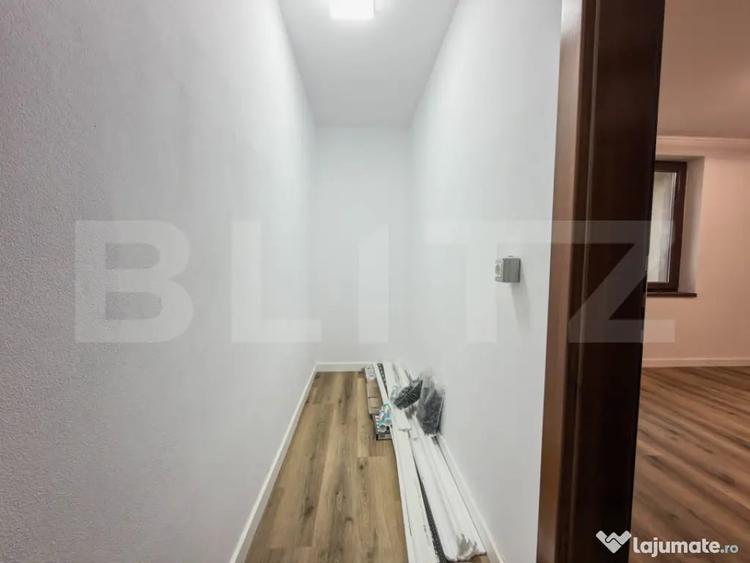 Casă cu 4 camere cu Teren 2000 Mp în Central