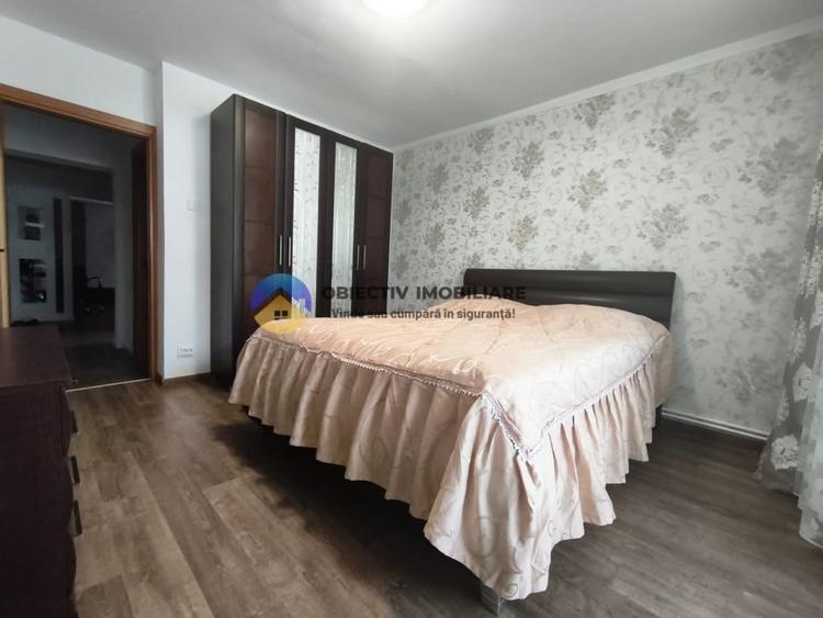 Apartament cu 3 camere decomandat, mobilat în Mărăței