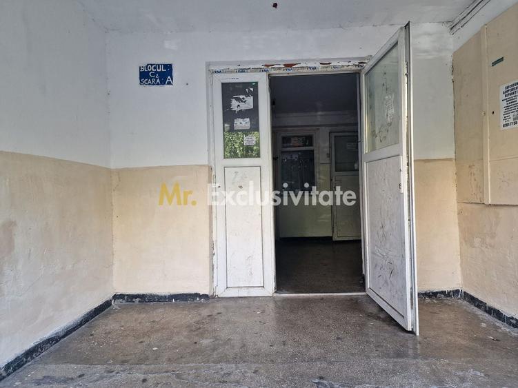 Garsonieră nedecomandată, mobilată în Est
